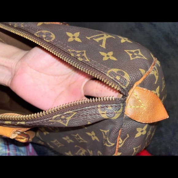Authentic Louis Vuitton speedy bag - Picture 13 of 13